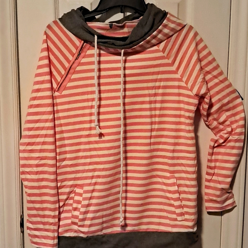 Hoodie size M